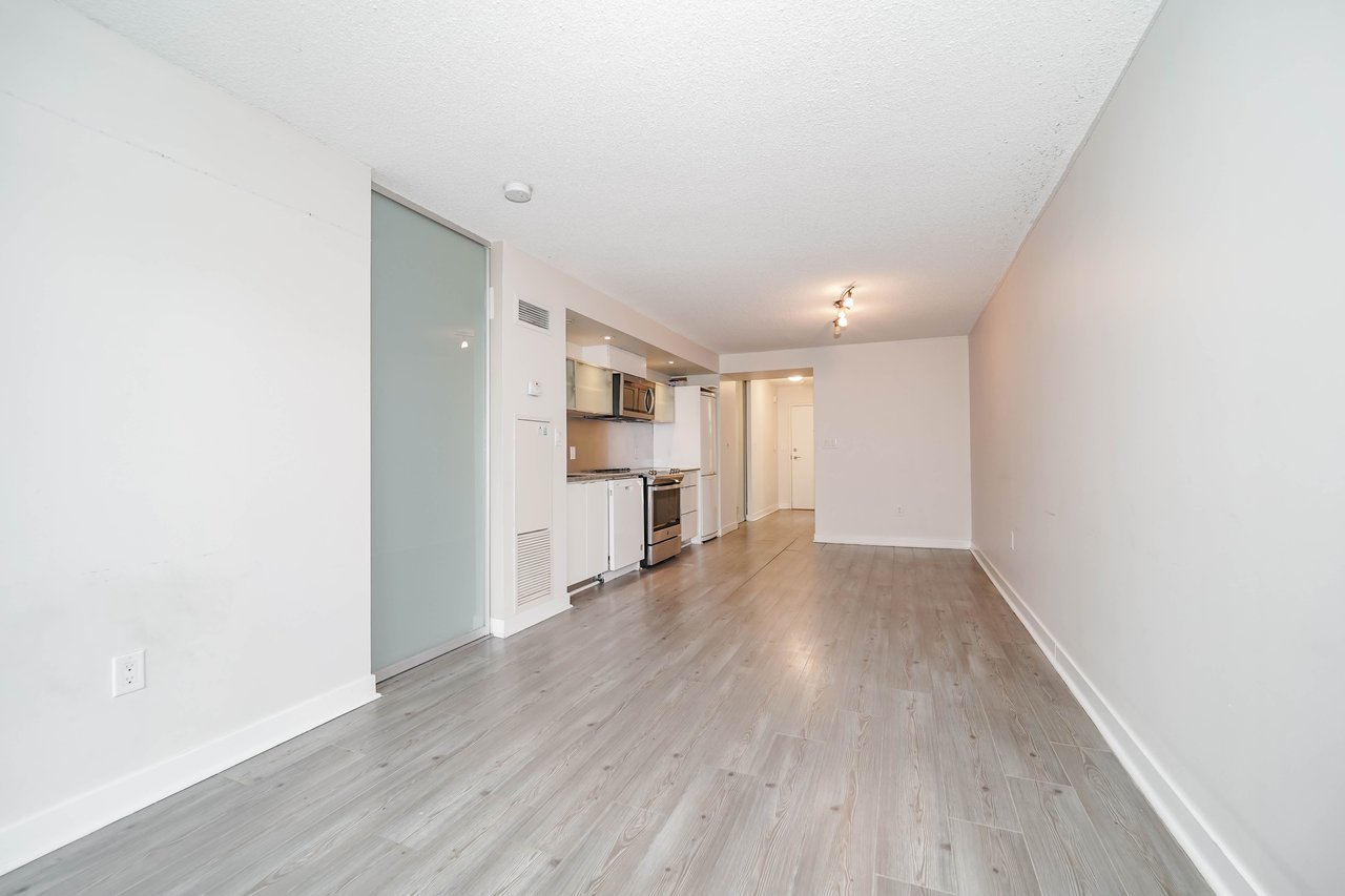 4K Spadina Ave 621
