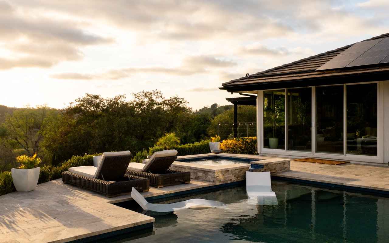 7017 Via Mariposa Sur