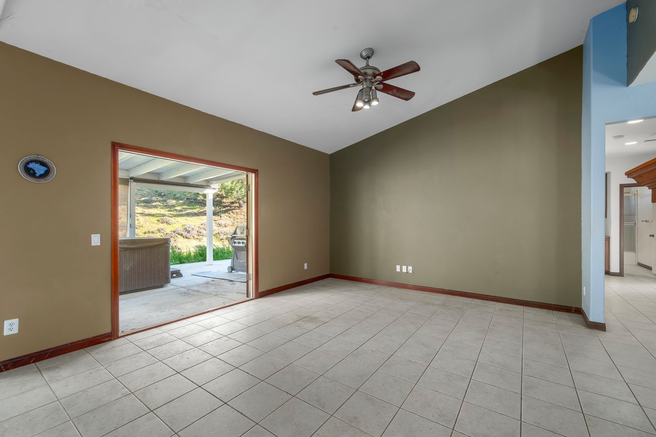 40994 Calle Bandido