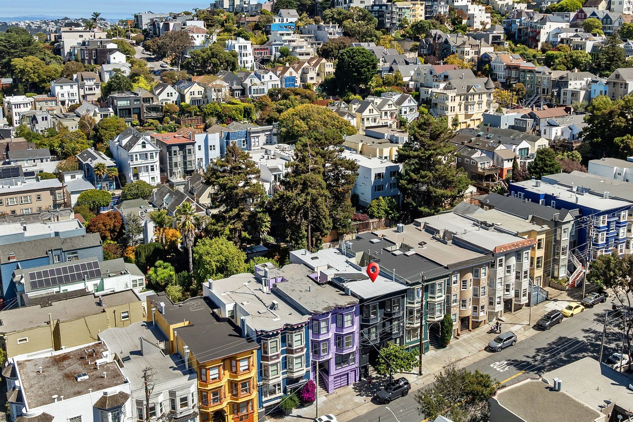 Top-Floor Edwardian In The Castro