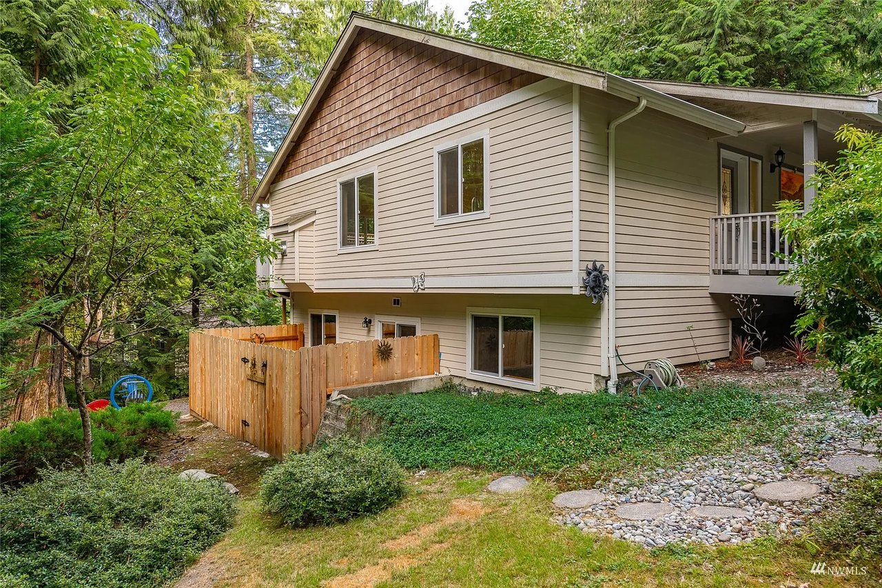 3 VALLEY CREST Way