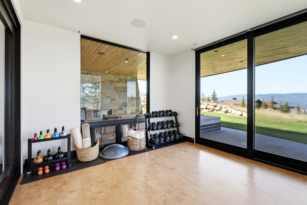 Top-of-Promontory Architectural Estate — Furnished & Turnkey - Front-Row Mountain Views
