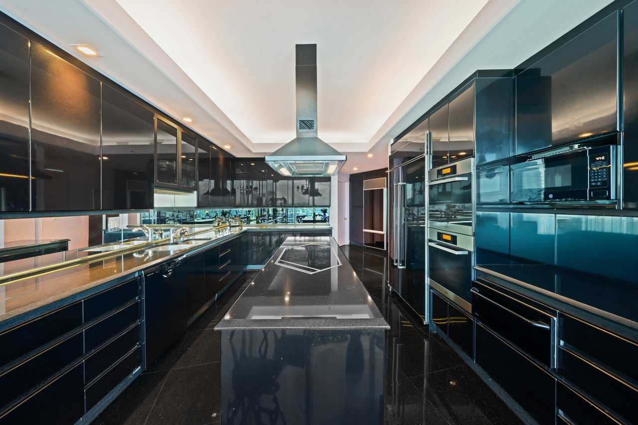 Portofino Tower Townhouse 3103