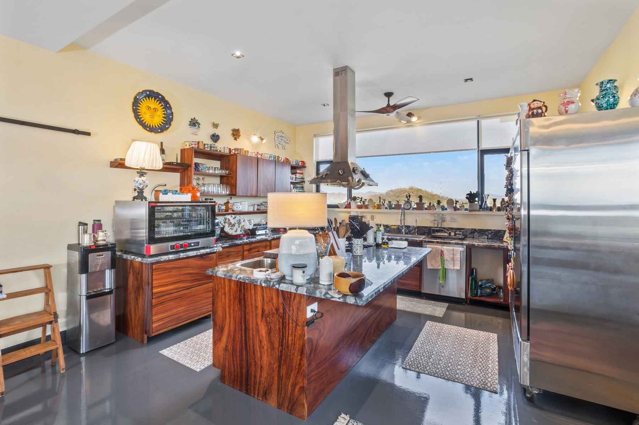Casa Pico de Piedra | Charming Countryside Villa with Ocean Views Near Tamarindo