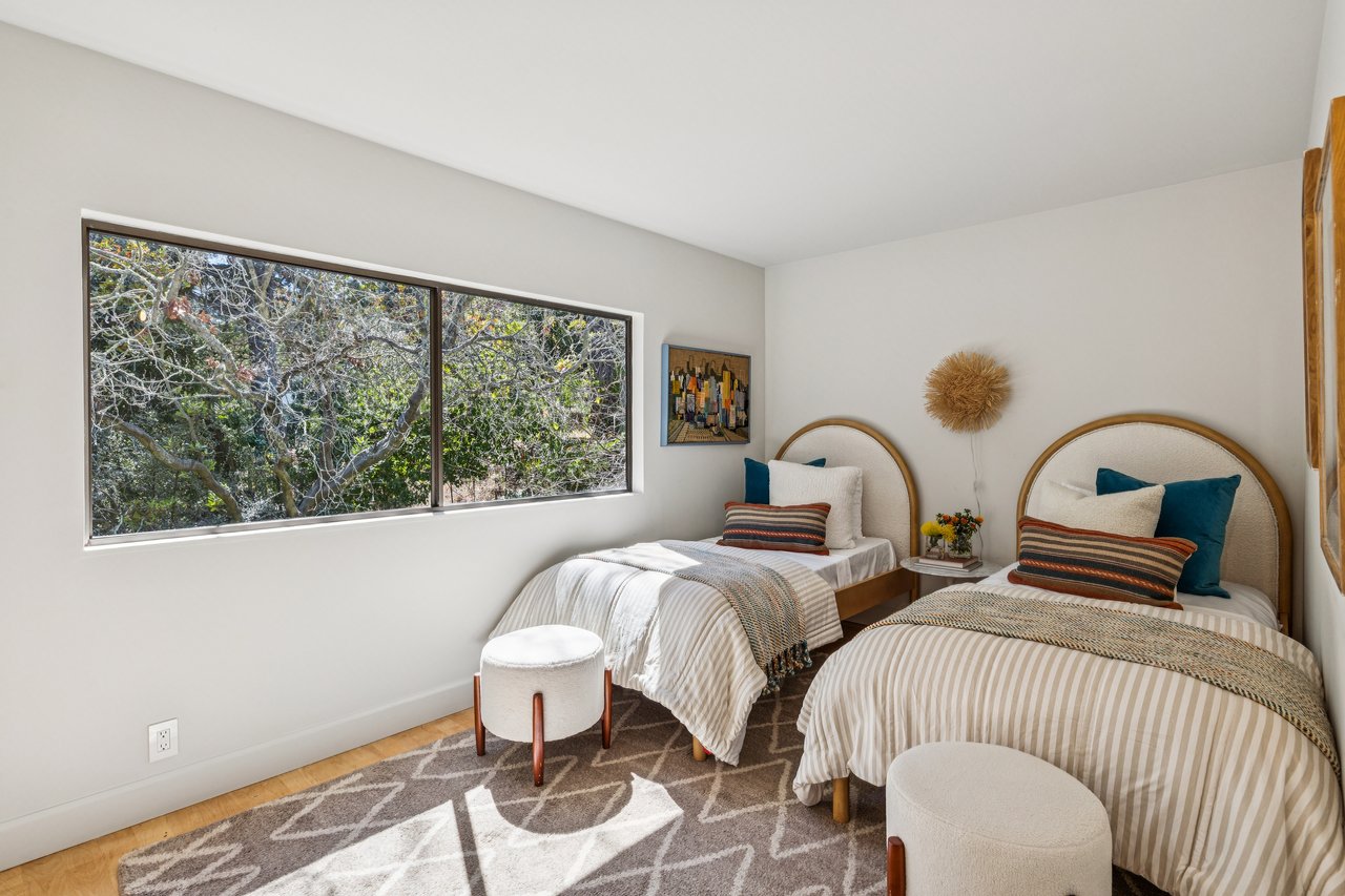 Contemporary Berkeley Hills Treehouse