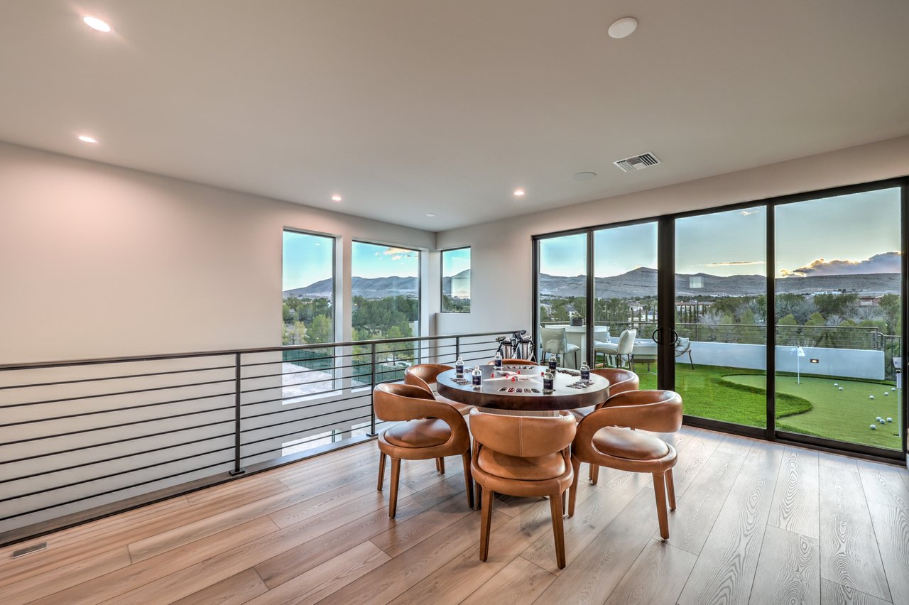 4077 Heron Fairway Dr