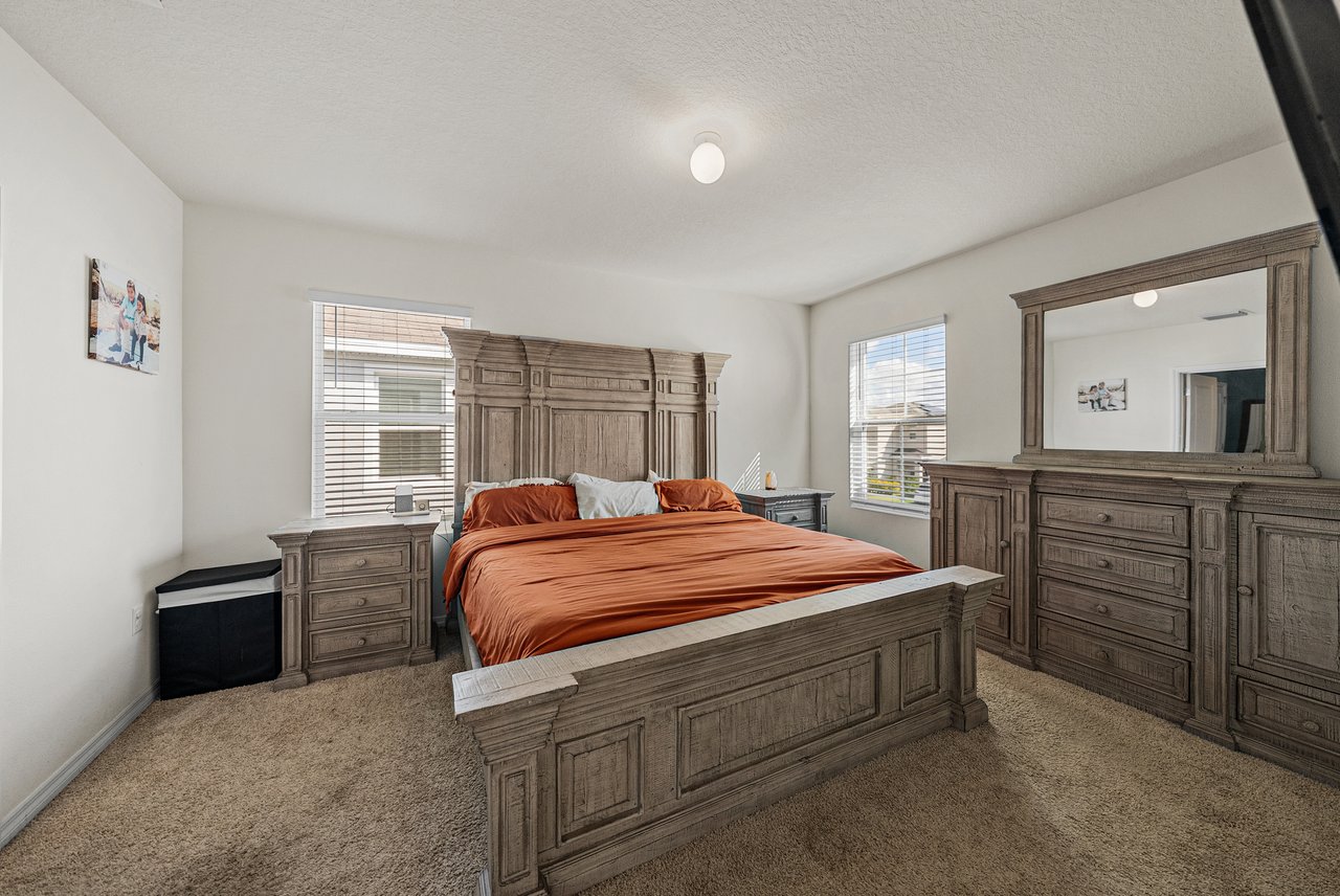 10951 PENNY GALE LOOP