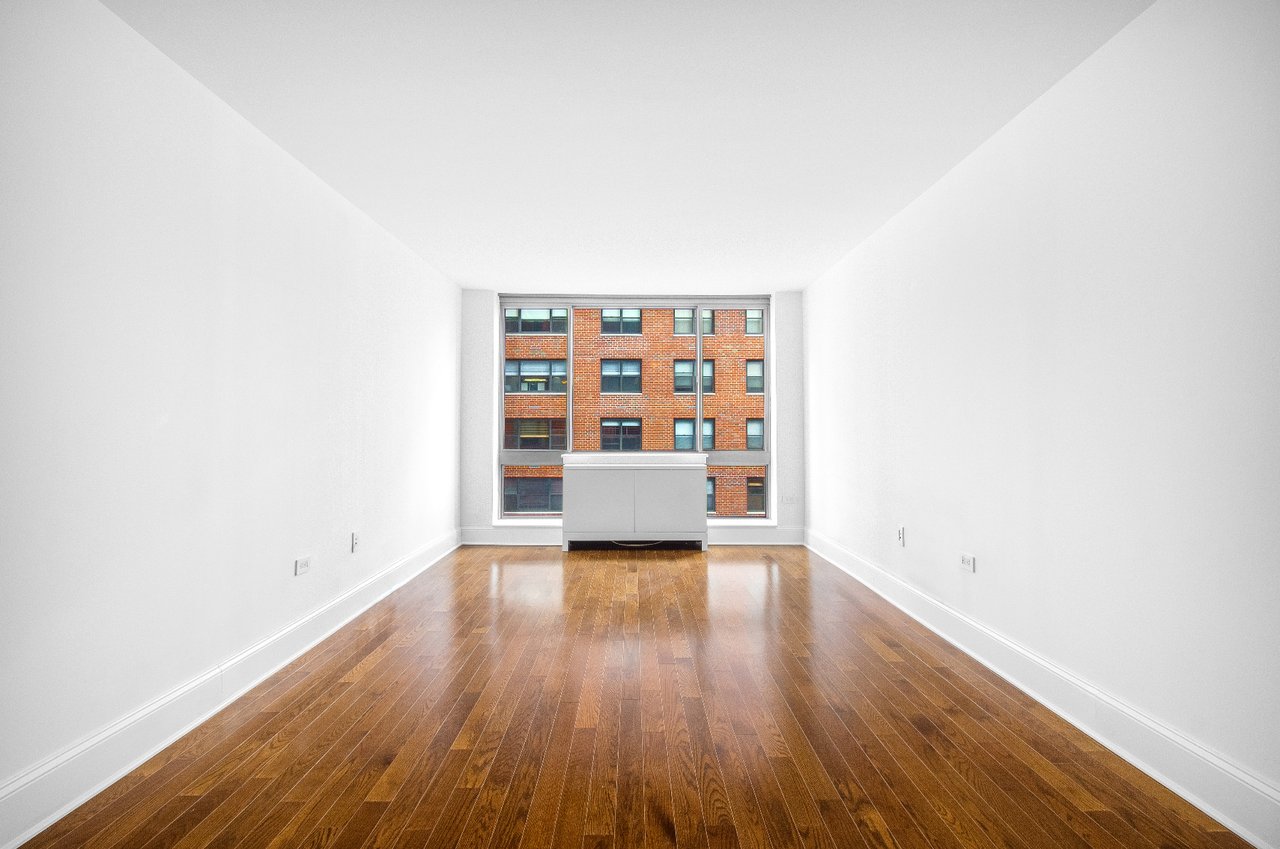 300 East 64th Street, #6G