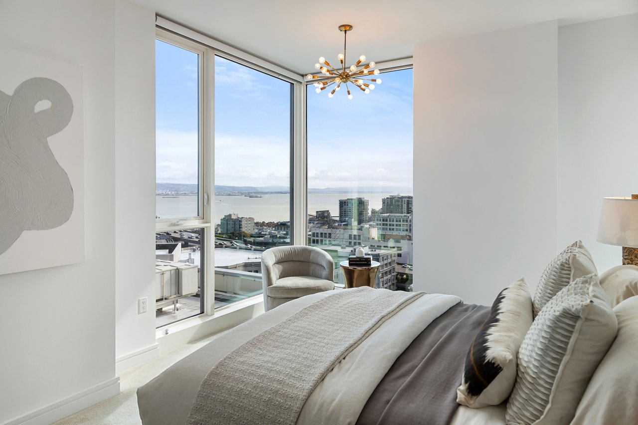 Three-Level SoMa Bay View Penthouse