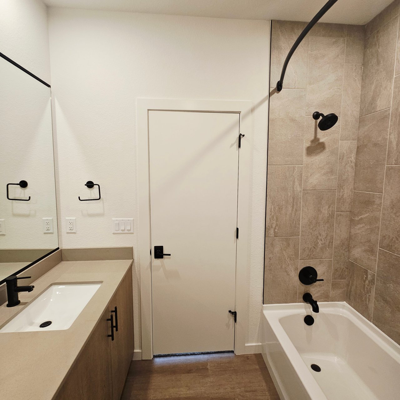 3 Bed 3 Bath Townhomes with Garage in Arvada