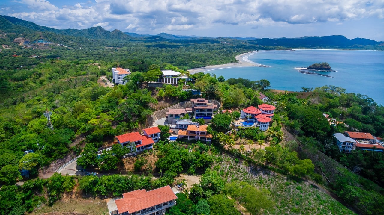 Infinity Pool Spanish Estate, Flamingo, Guanacaste