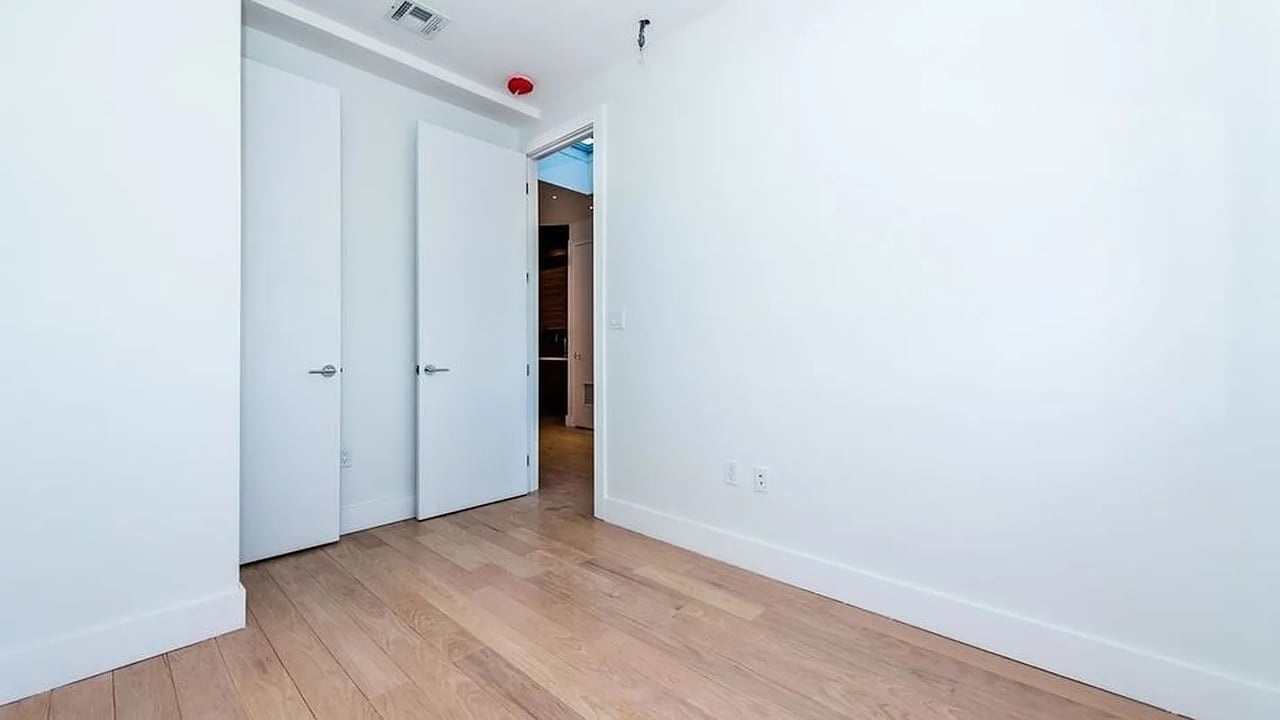 1319 Bedford Ave 5