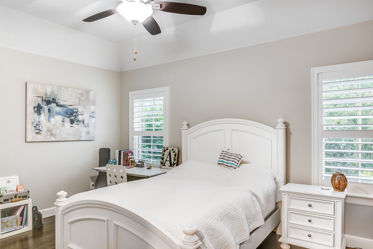 6910 Frontierwood Pl