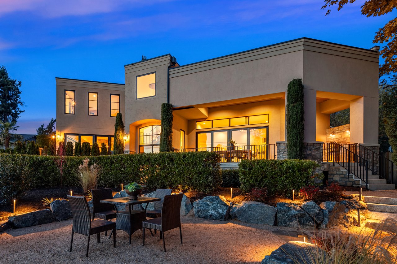 9228 112th Avenue NE