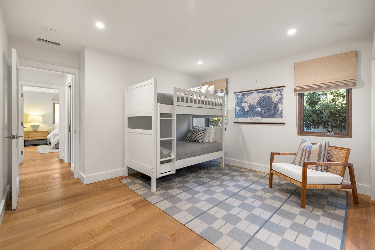 1522 Knoll Circle Drive