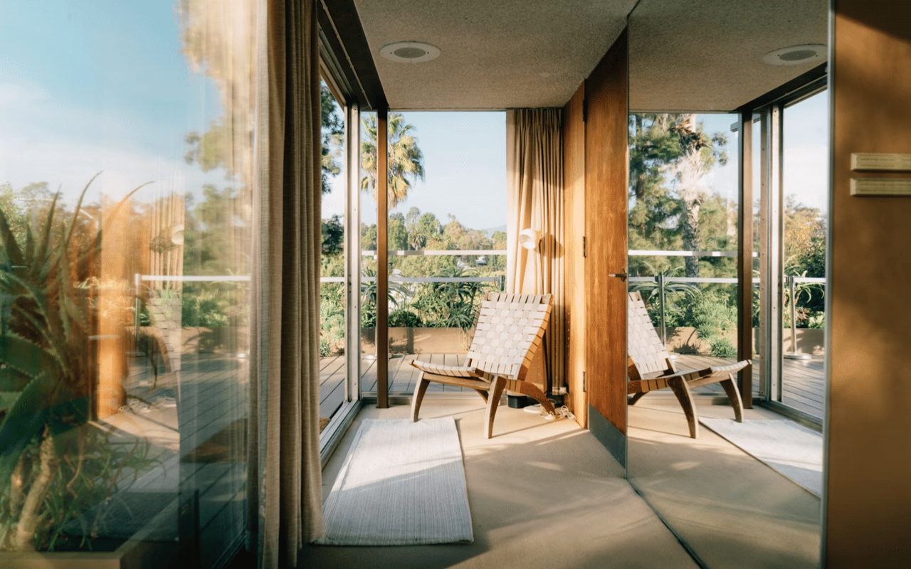 Living in Silver Lake, CA