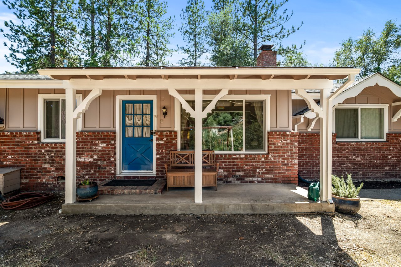 5761 Forest Lake Rd,