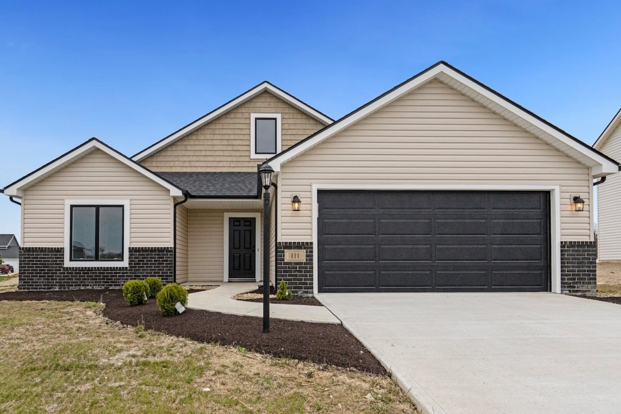 111 Sunset Dr