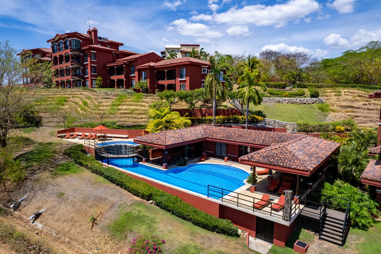 Bougainvillea Penthouse 4315 | Ocean-View 3BR in Reserva Conchal