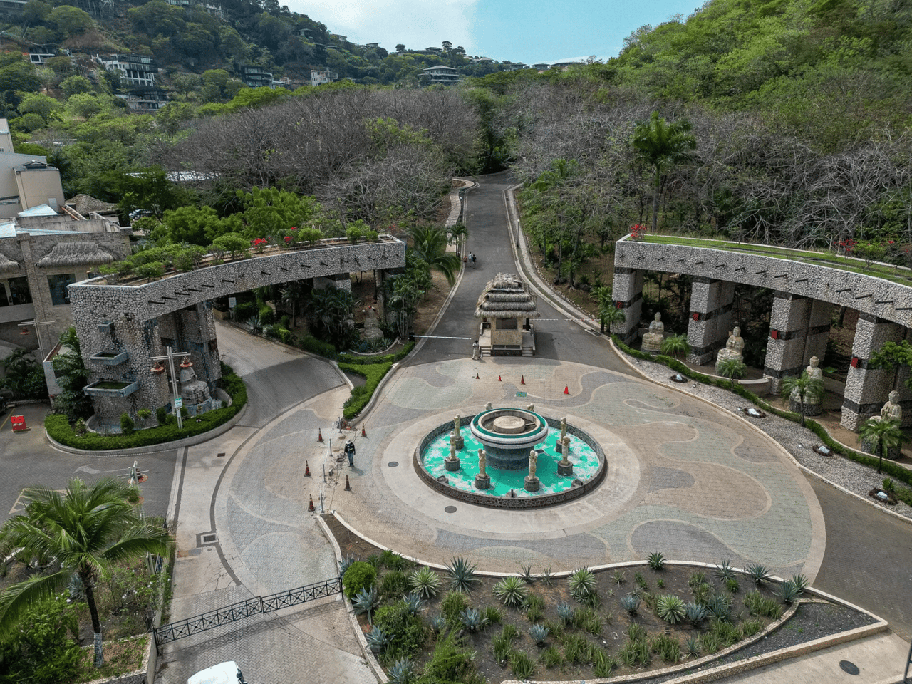 Paradise Ridge Retreat - Luxurious Oceanview Living - Senderos