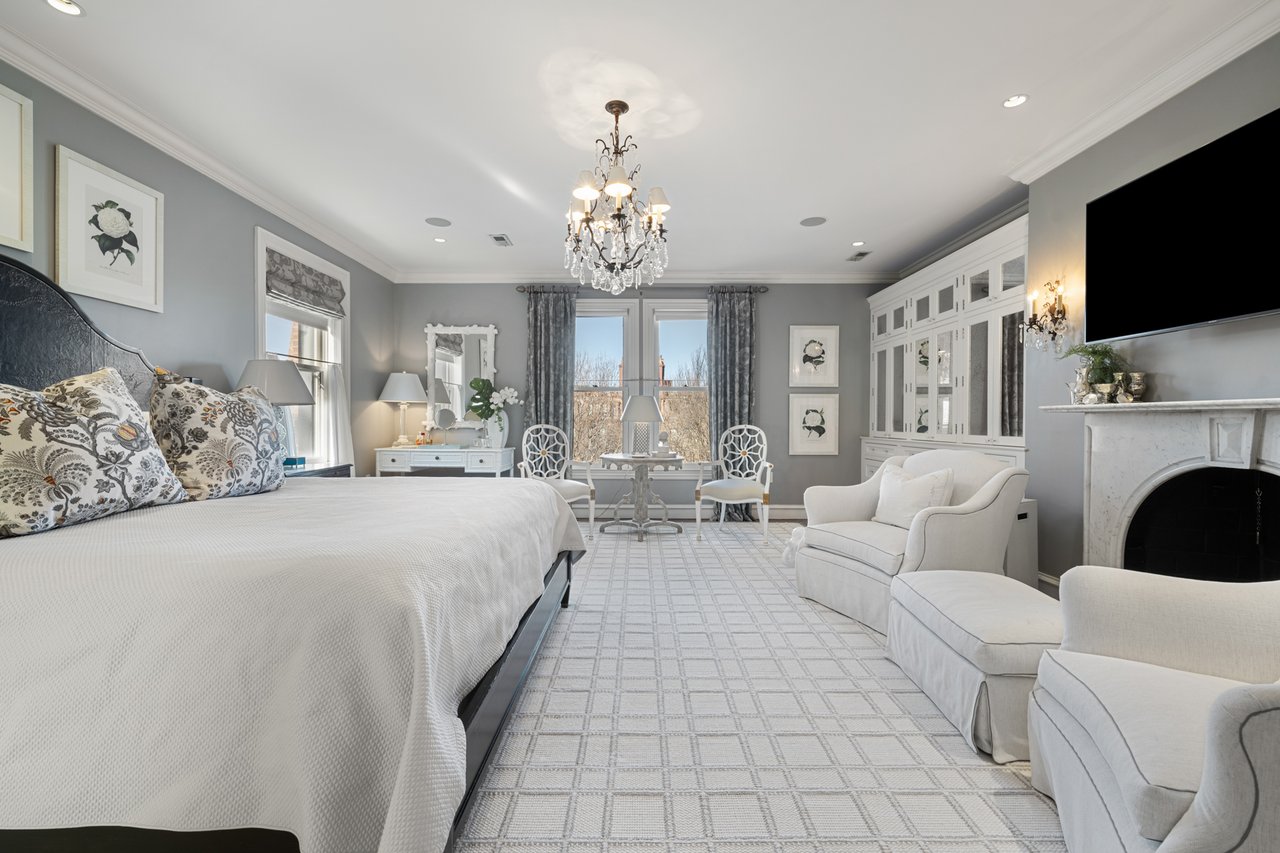 36 Commonwealth Avenue