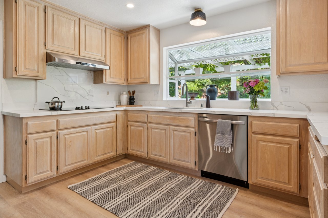 219 Butterfield Dr