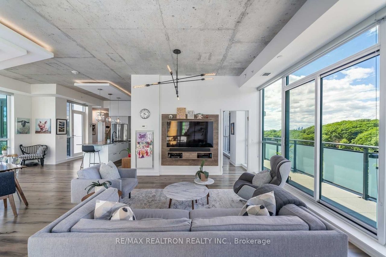 PENTHOUSE BY THE BEACH