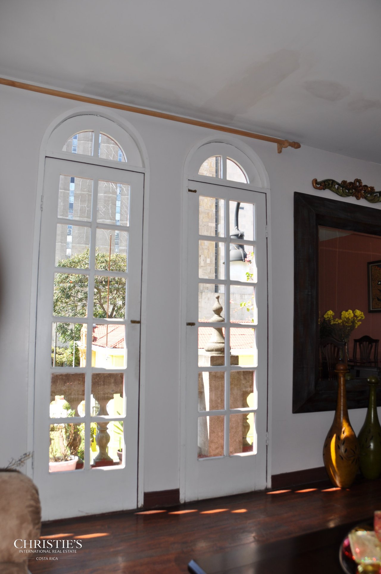 Edificio Jiménez- A Timeless Architectural Gem in Historic San José