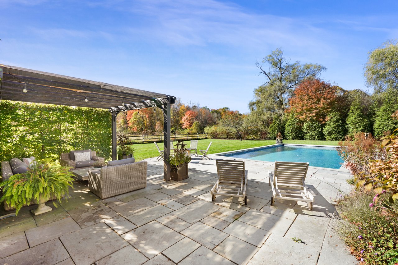 77 Pound Ridge Road