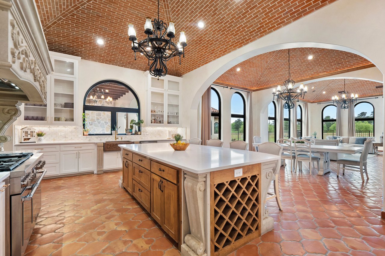Georgetown Spanish Style Home (11 acres)