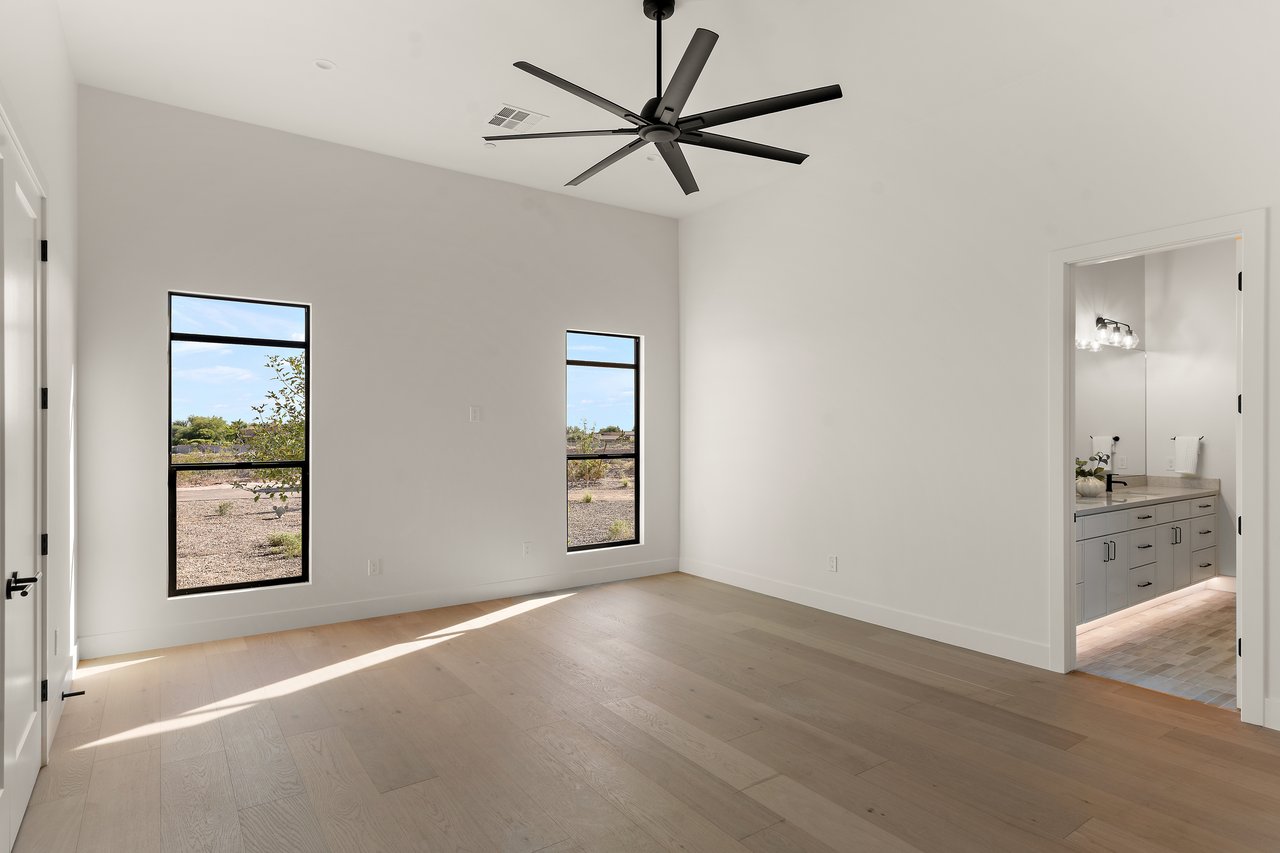 12612 E Mountain View Road