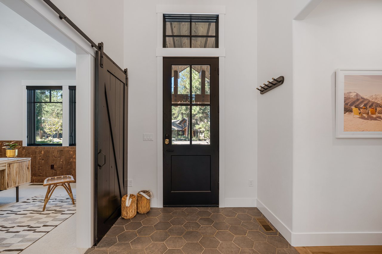 56278 Sable Rock Loop