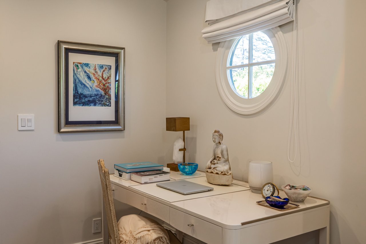 365 Comstock Ave, Little Holmby