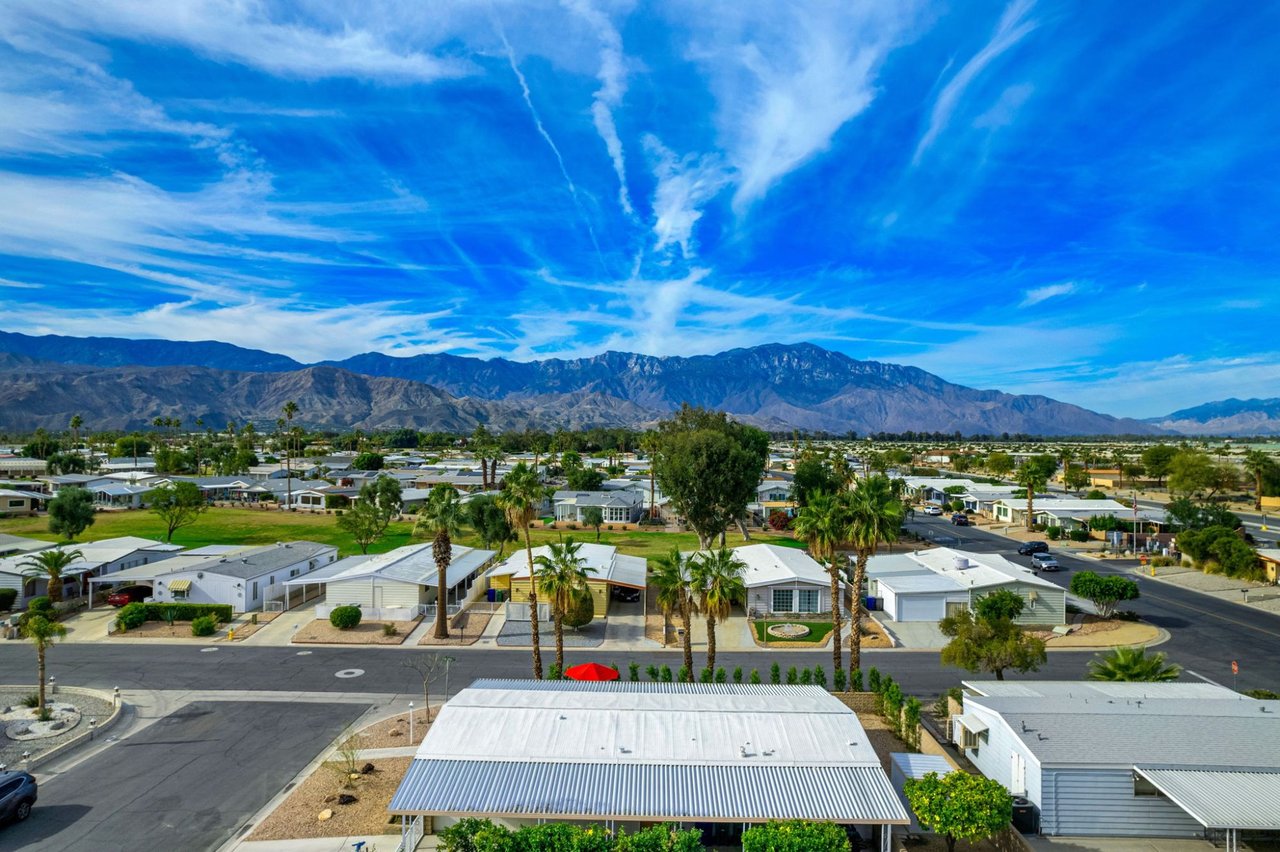 Palm Desert Greens Country Club
