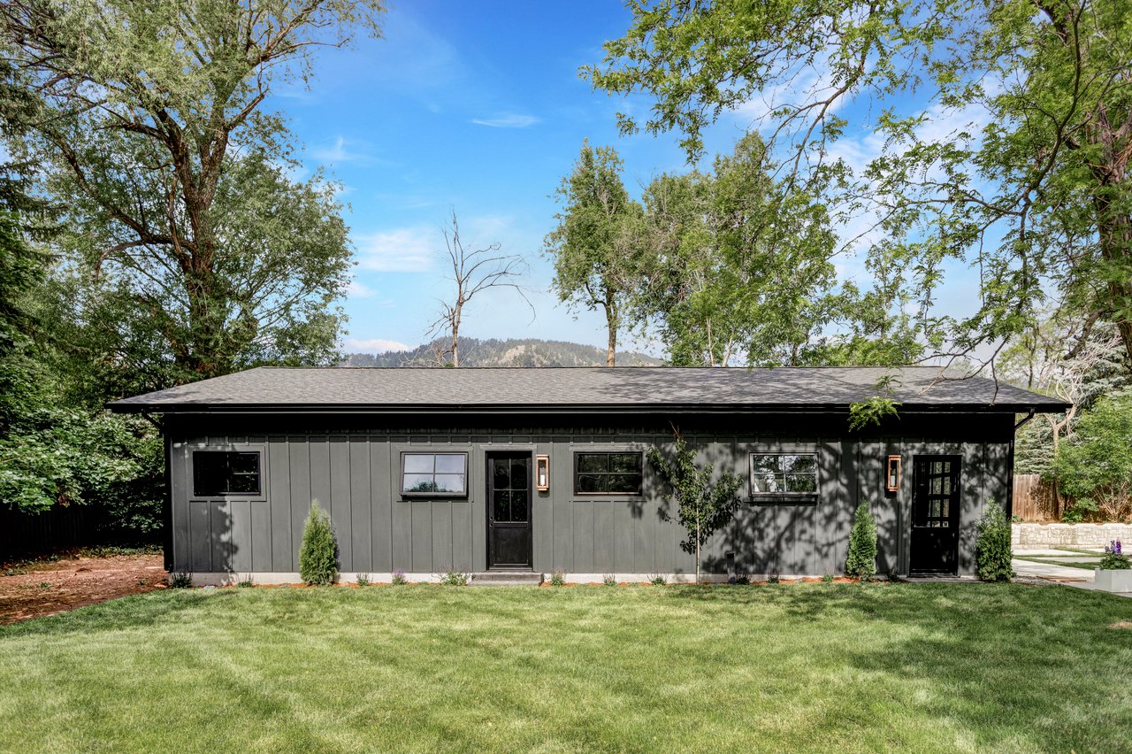 800 Kalmia Avenue