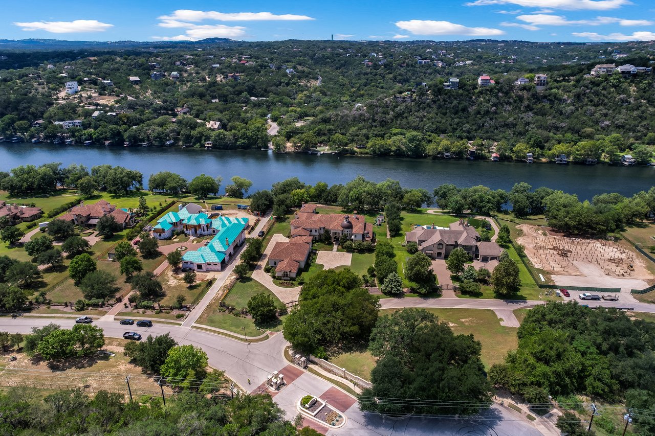 Extraordinary Lake Austin Compound