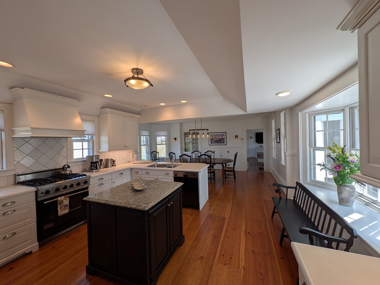 54 Cooke St