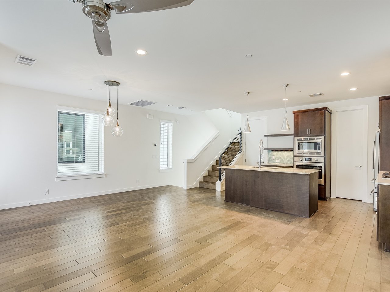 2301 Bluebonnet Lane #12