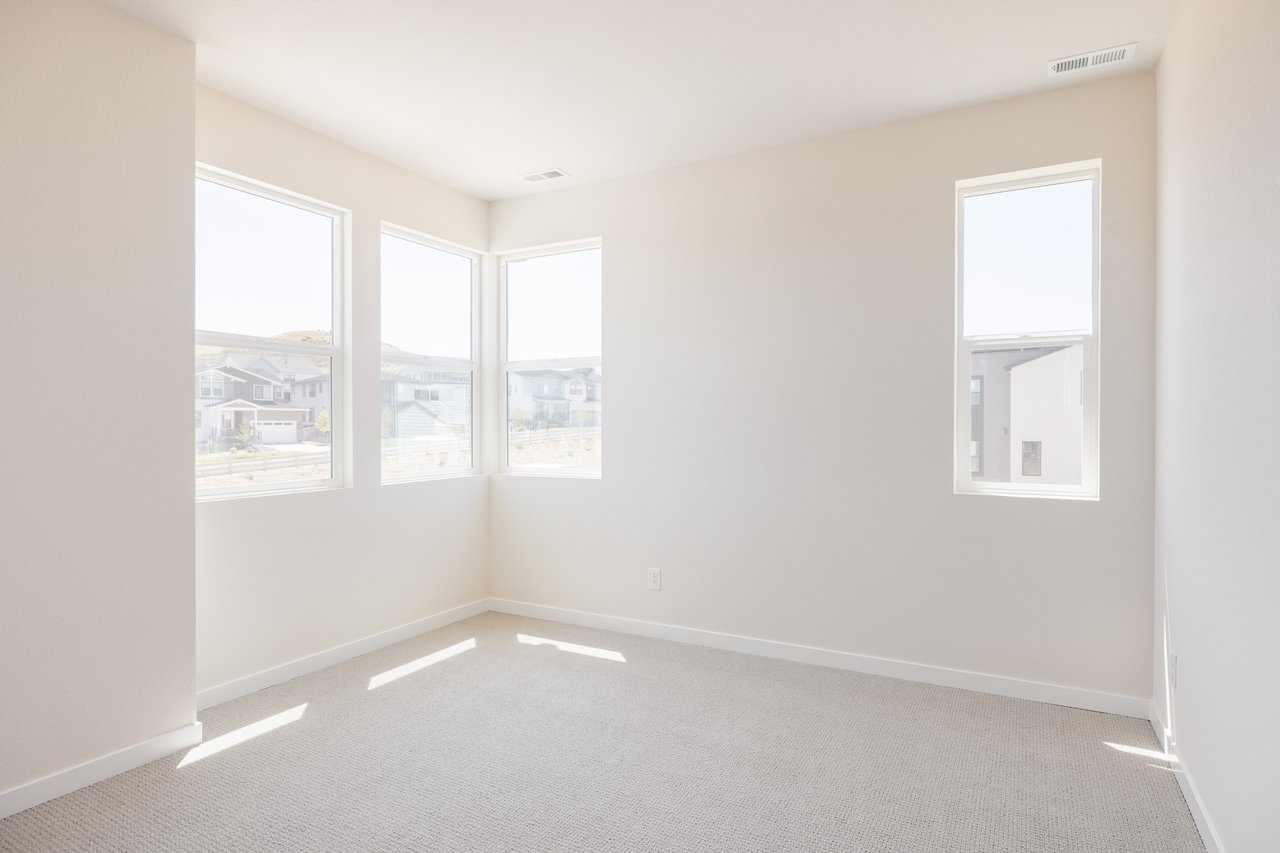 Fusion 1C - Finished Basement & 2-1 Buydown Included