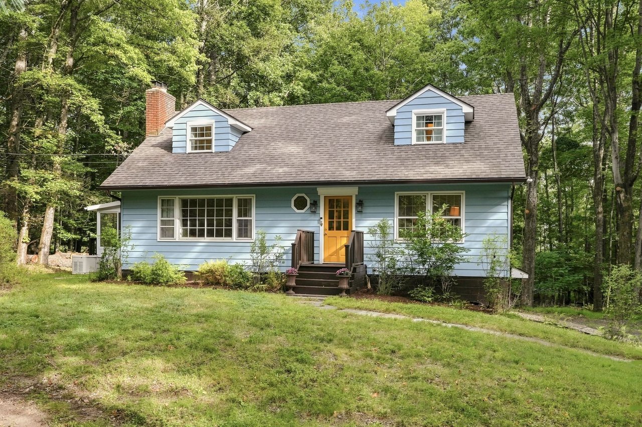 52 Black Rd