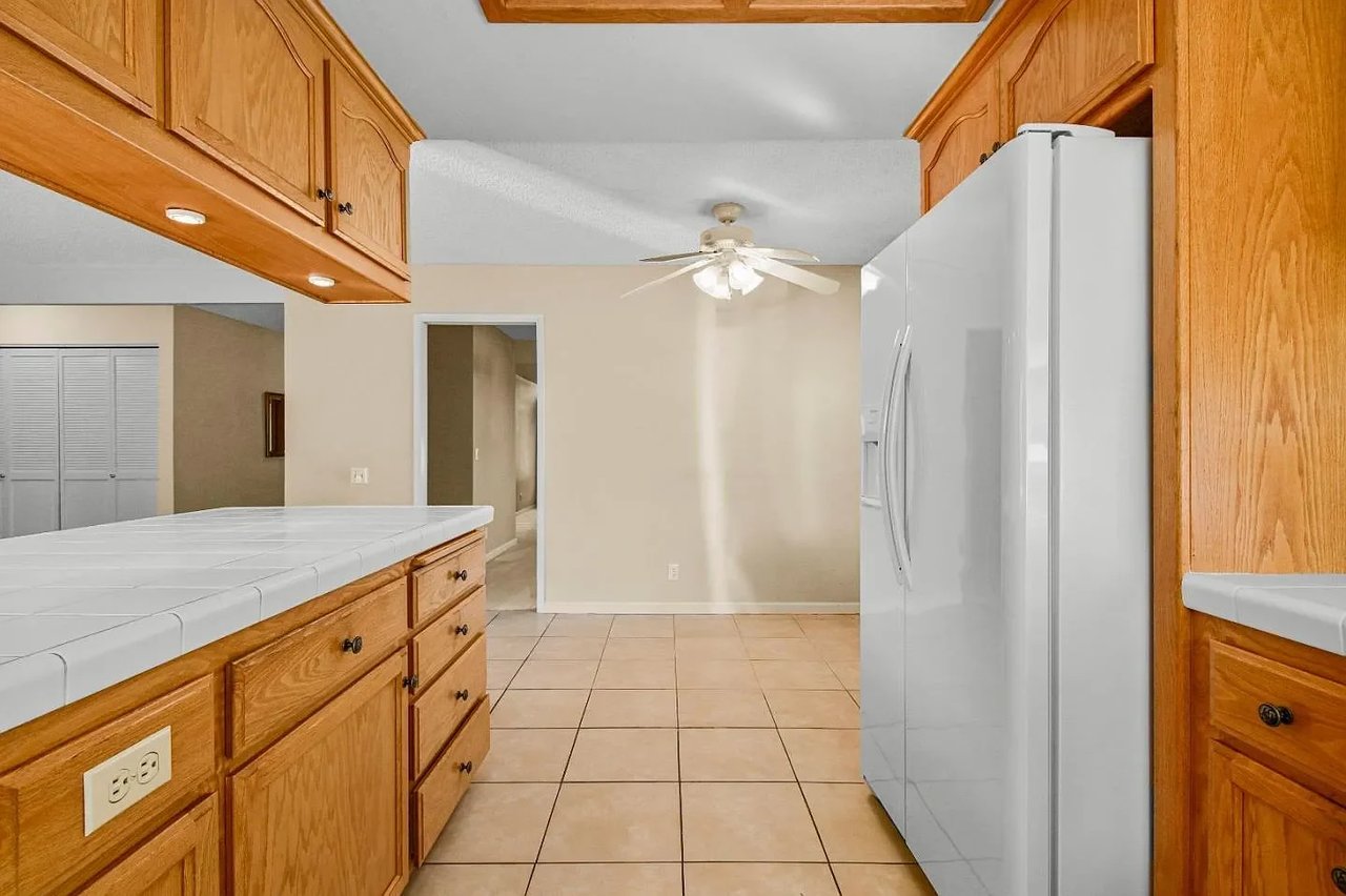 4618 Del Valle Pkwy