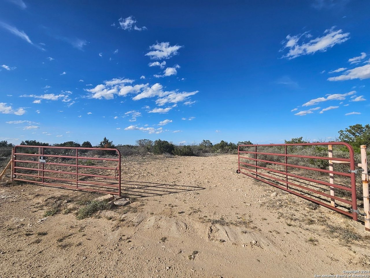 000 Ward Ranch Rd