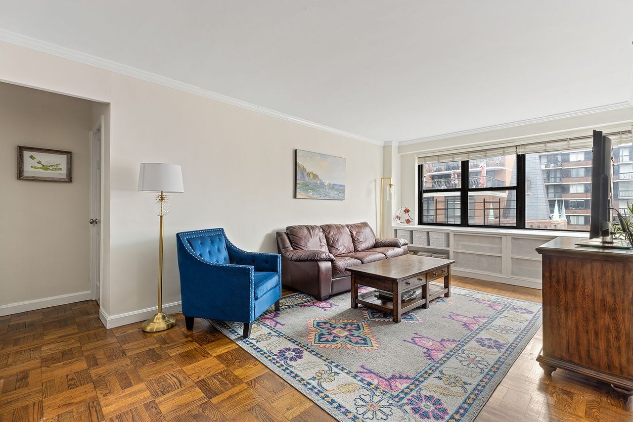 340 E 74th St., #9F