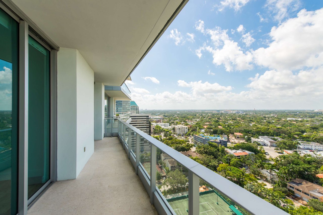 2627 S Bayshore Drive #2202