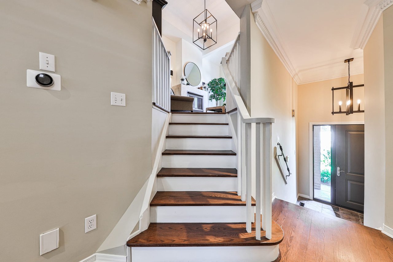 1066 Chateau Court