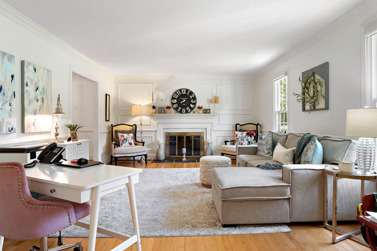 1627 Swansbury Drive