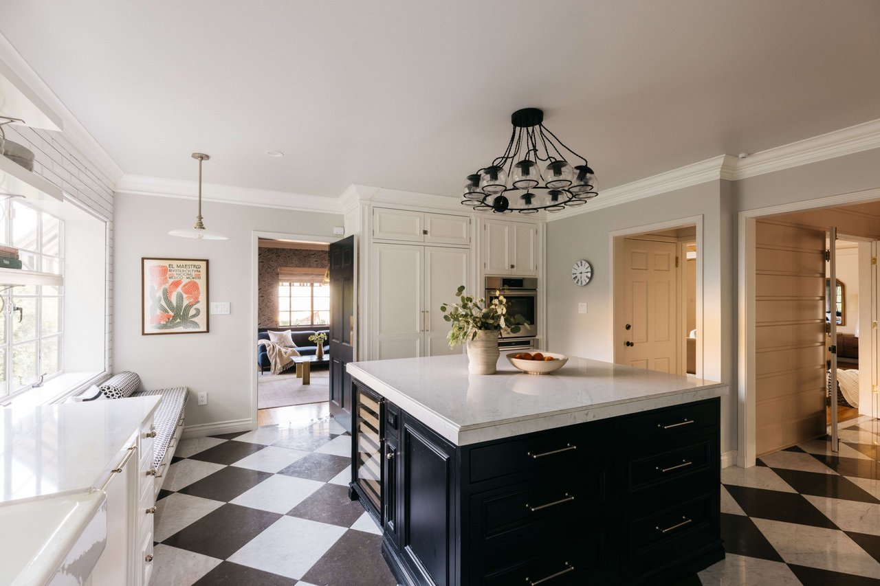 A Sophisticated c. 1938 Traditional in Los Feliz 