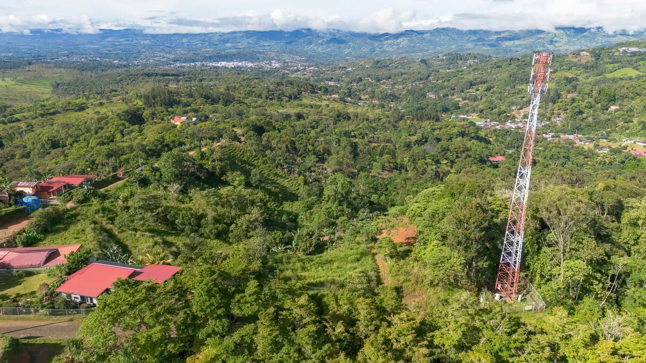 Valley View Lot in Quebradas, Pérez Zeledón.
