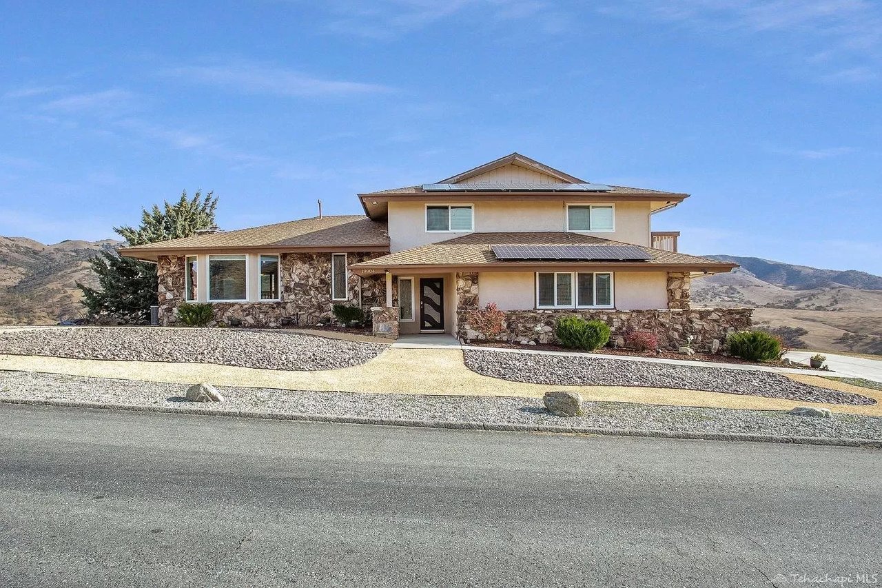 19904 Dovetail Ct