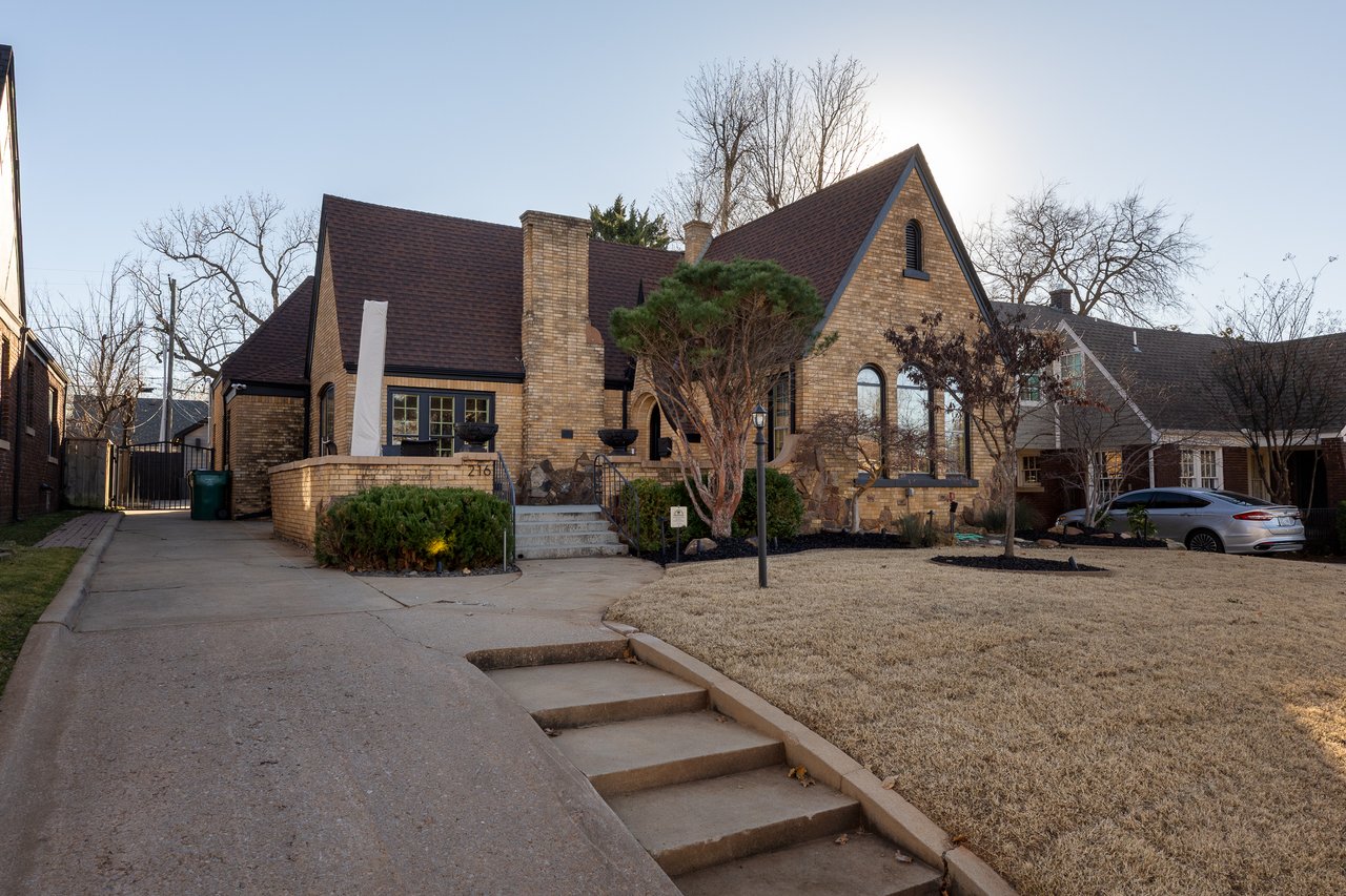 Off-Market Sale in Historic Edgemere Park